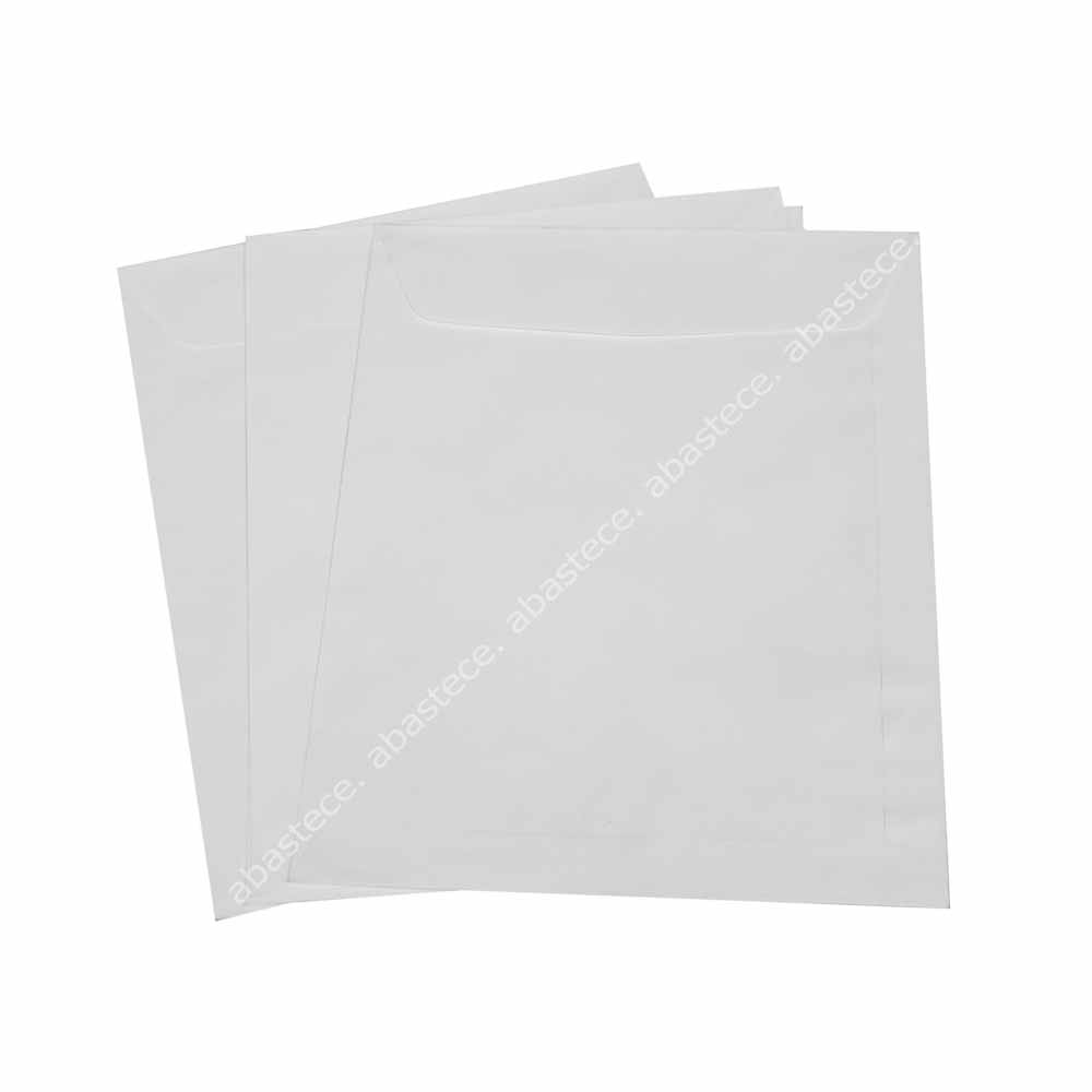 sobre catalogo (papel bond) blanco medio oficio 75 gr. 21x27